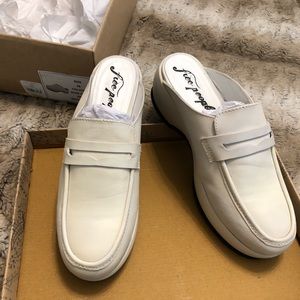 Free People - Winston Platform Loafer Mule in Ivory/Bone, Sz. 7US / 37EU